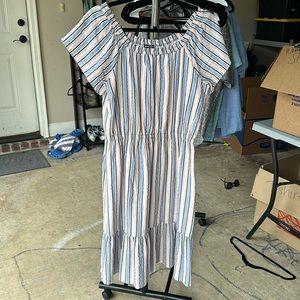 J crew mercantile size medium dress. Blue pink gray and white